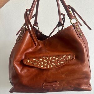 Isabella Fiore Brown Leather Shoulder Bag with Intricate Cutout Design